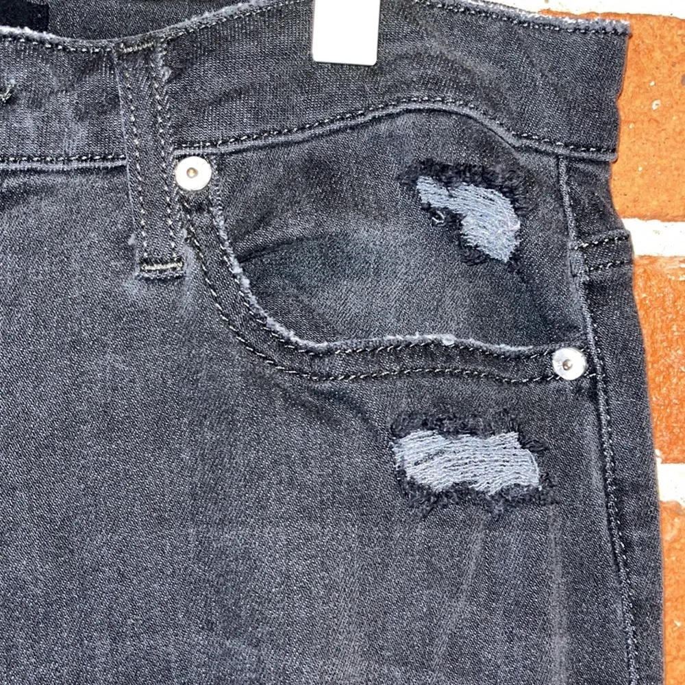 Joe’s Jeans Distressed Stretch Skinny Black, Size 29 - Picture 5 of 10